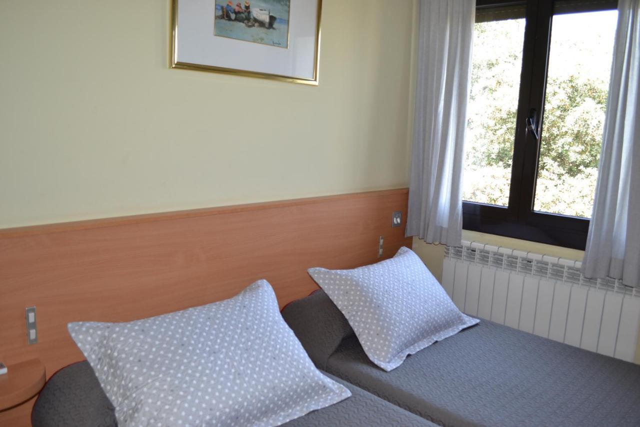 Hostal Bartis Figueres  Kültér fotó